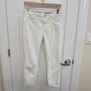 DKNY WHITE JEANS - SOHO SKINNY SIZE 4